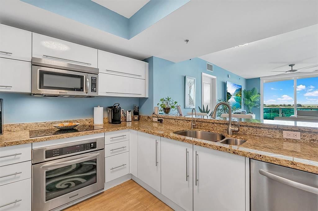 2641 N Flamingo Rd APT 1105N Sunrise, FL 33323 - Thumbnail 5