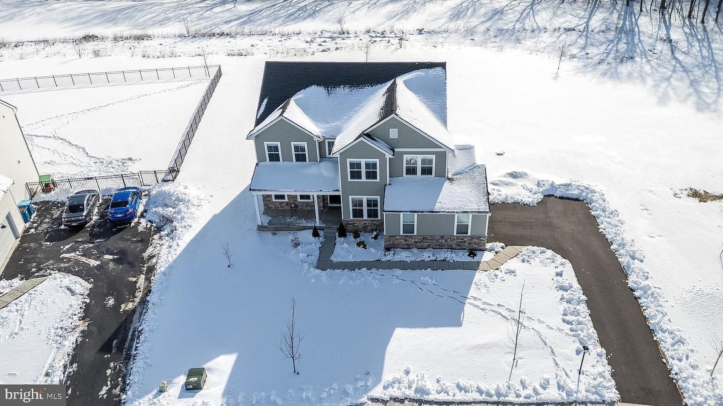 1033 Mariwill Dr Quakertown, PA 18951 - Thumbnail 5