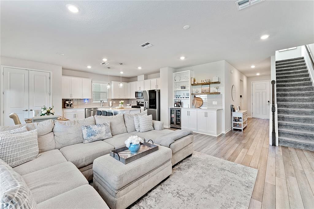 17713 Everlong Dr Land O Lakes, FL 34638 - Thumbnail 5