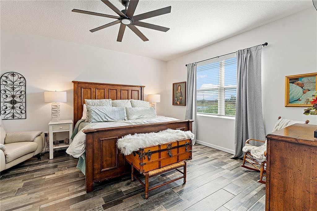 1094 Manzanar Pl Wesley Chapel, FL 33543 - Thumbnail 5