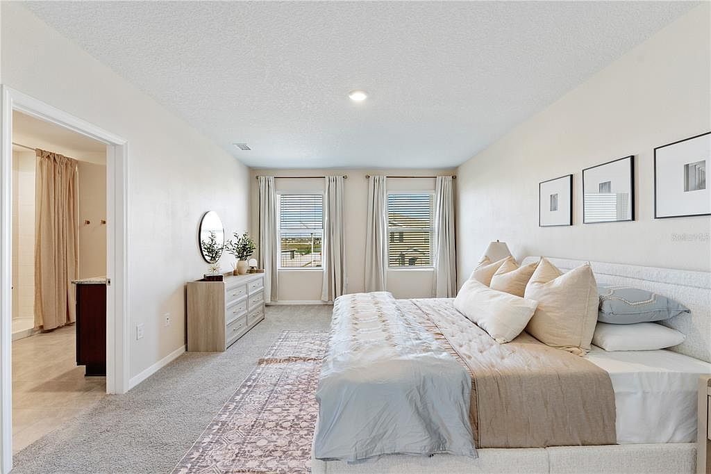 8367 Ender Hills Dr Wesley Chapel, FL 33545 - Thumbnail 5