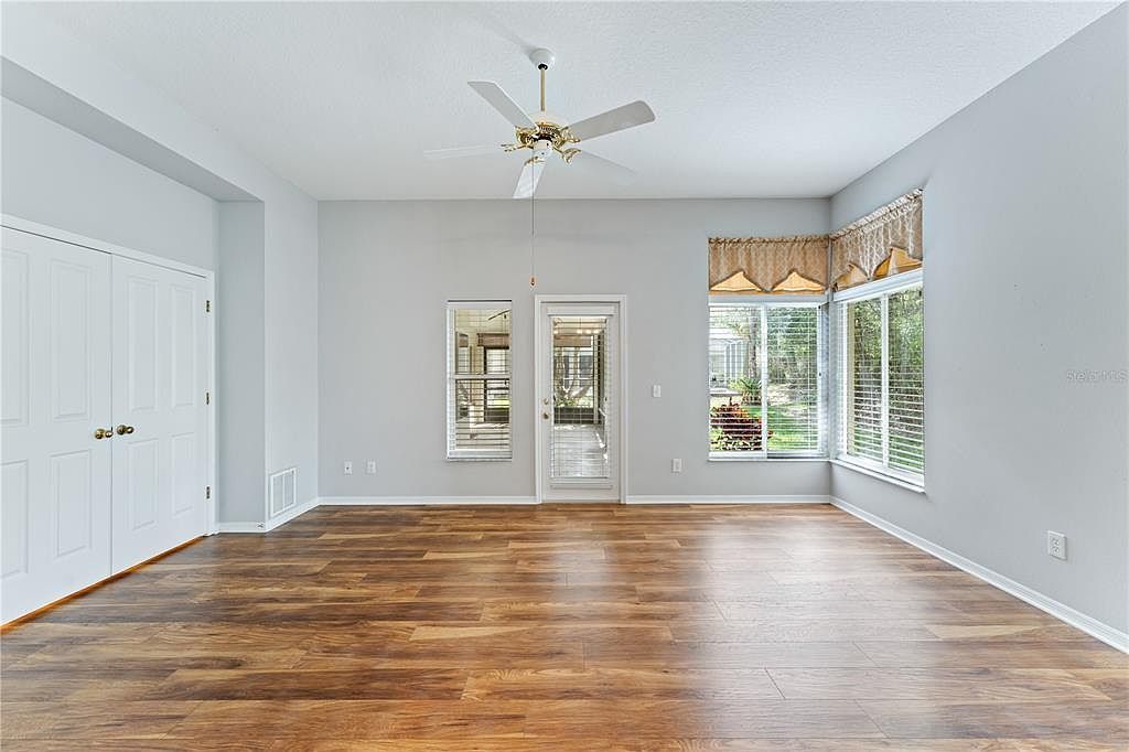 17918 Holly Brook Dr Tampa, FL 33647 - Thumbnail 5