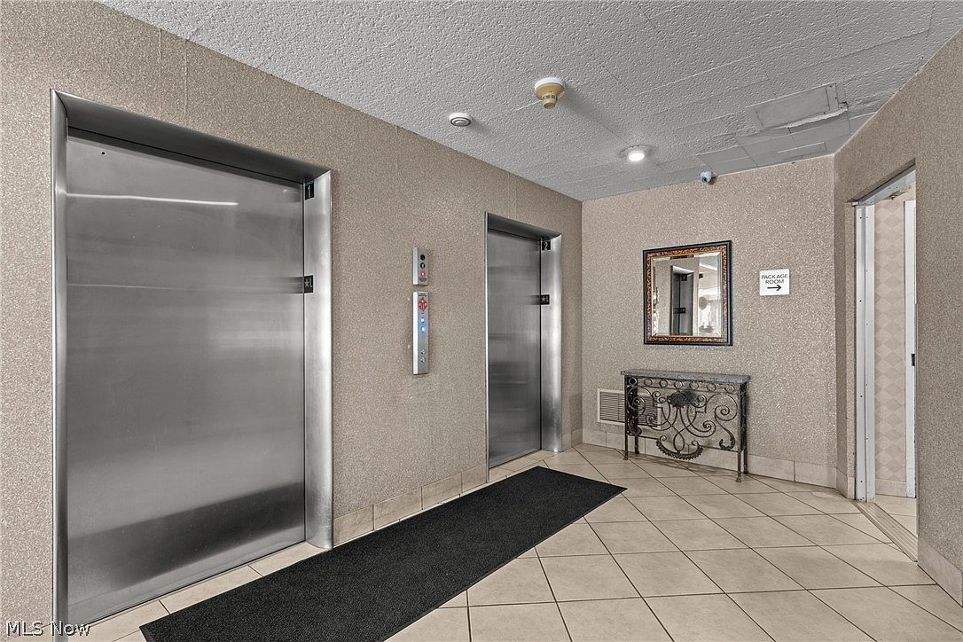 12520 Edgewater Dr APT 1009 Lakewood, OH 44107 - Thumbnail 5