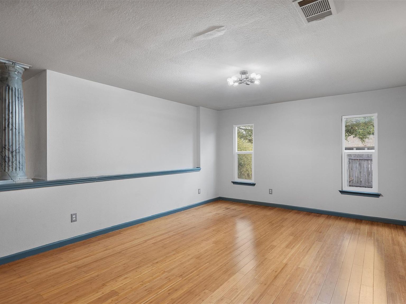 2122 Deer Creek Trl Round Rock, TX 78665 - Thumbnail 5