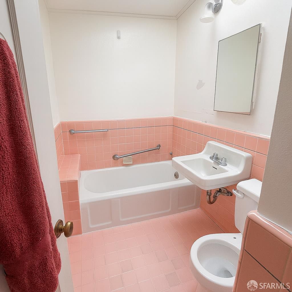 2142 43rd Ave San Francisco, CA 94116 - Thumbnail 5