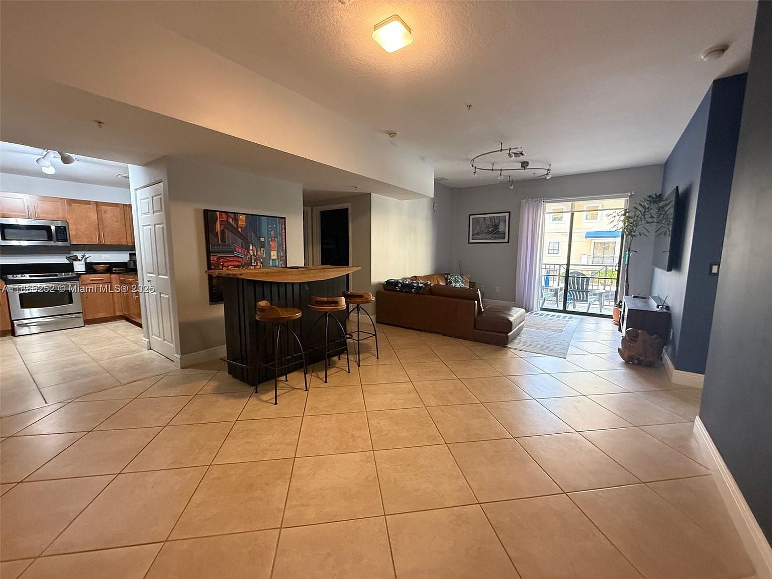 8395 SW 73rd Ave APT 509 Miami, FL 33143 - Thumbnail 5