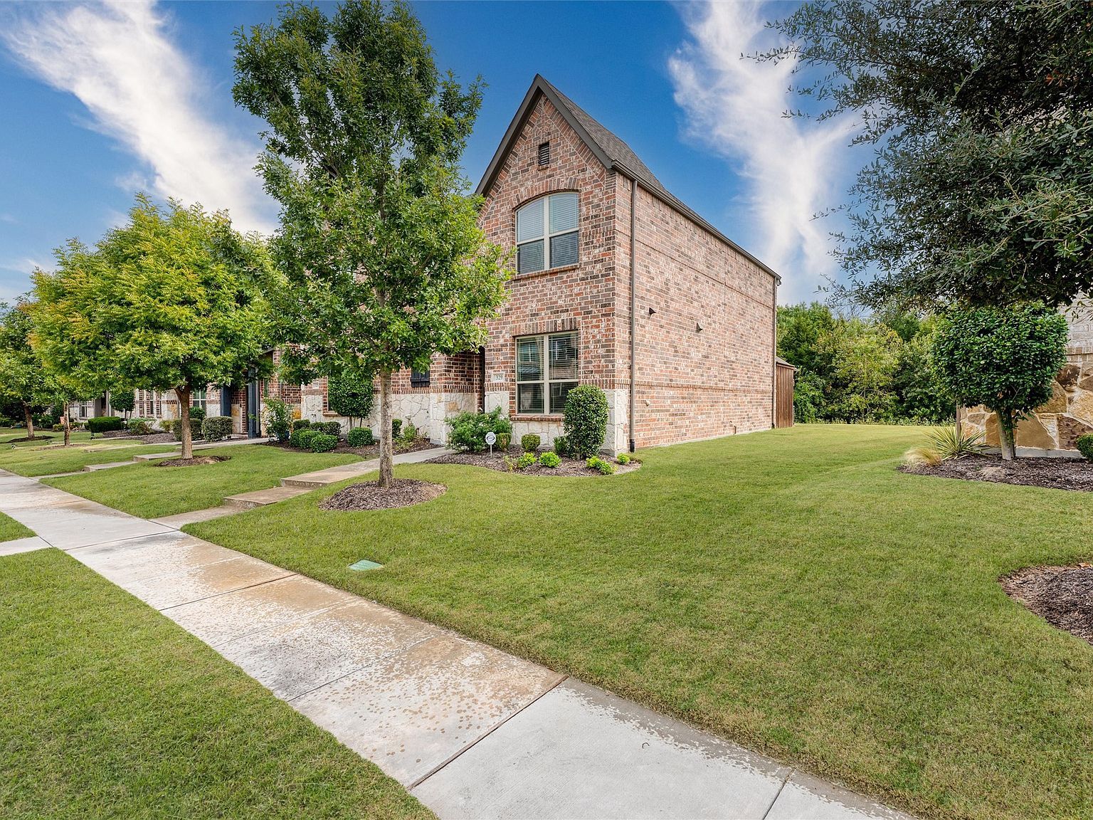 329 Carnaby Ct McKinney, TX 75072 - Thumbnail 5