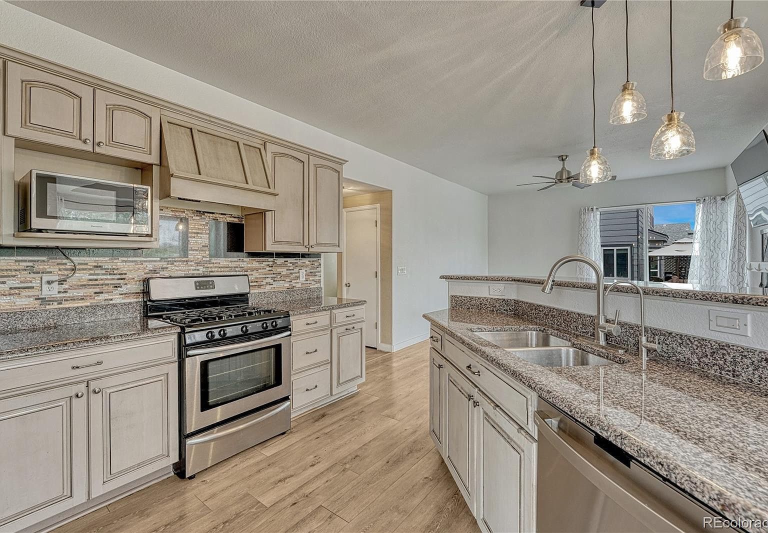 2295 Sandhurst Dr Castle Rock, CO 80104 - Thumbnail 5