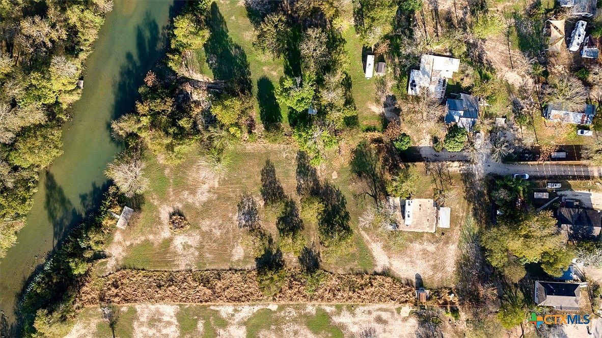 100 Arlene Ln Martindale, TX 78655 - Thumbnail 5