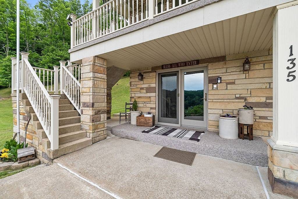 135 Braxton St Gassaway, WV 26624 - Thumbnail 5