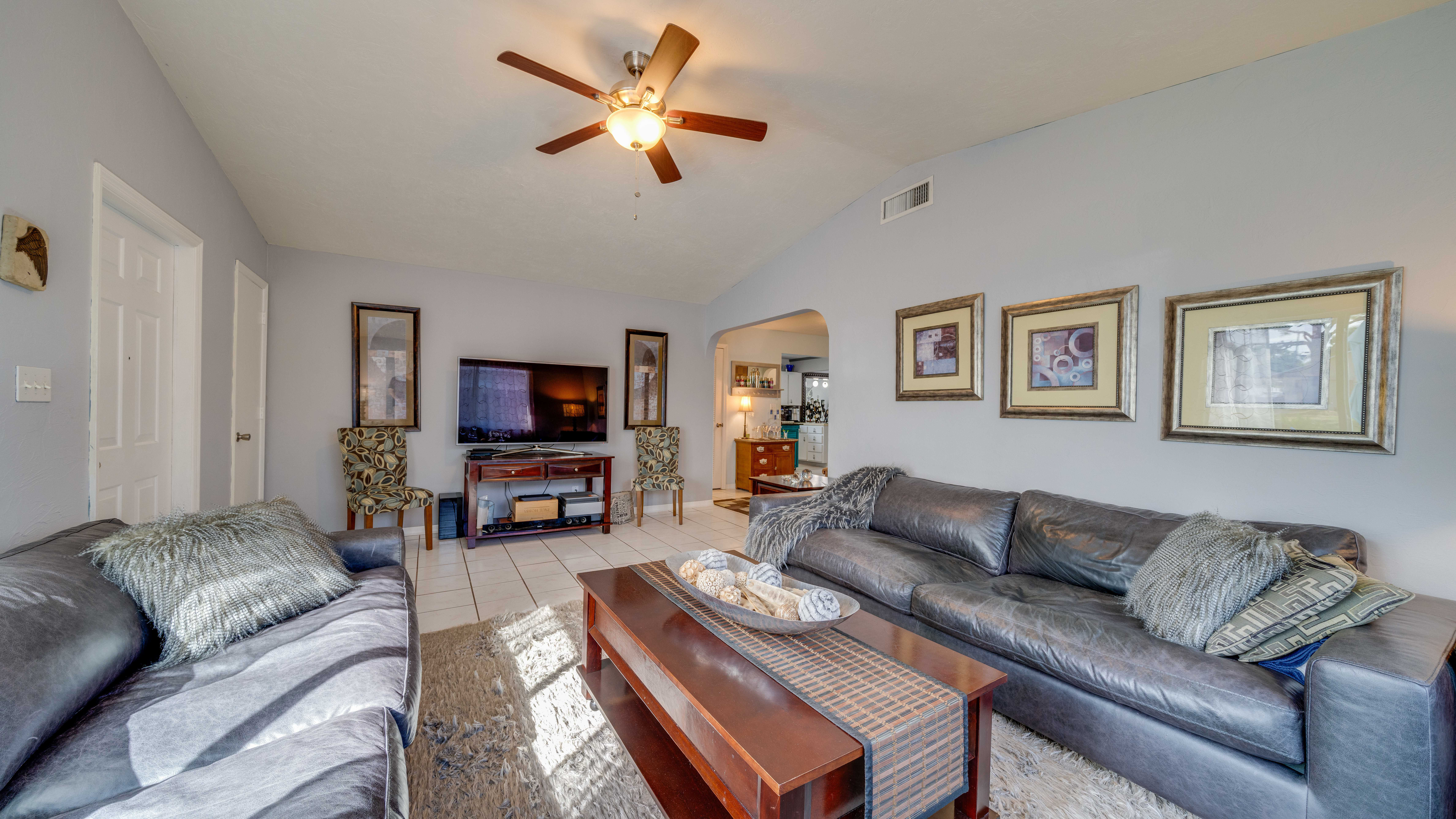 729 105th Avenue North, Naples, FL, USA, 34108 - Thumbnail 5