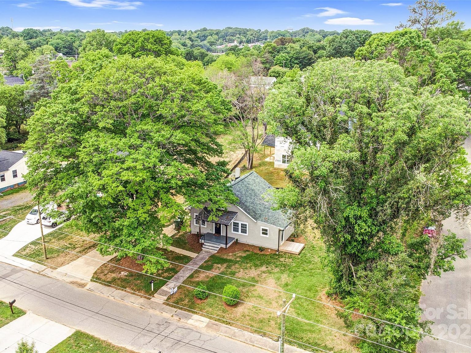 225 N Lee St Mount Holly, NC 28120 - Thumbnail 5