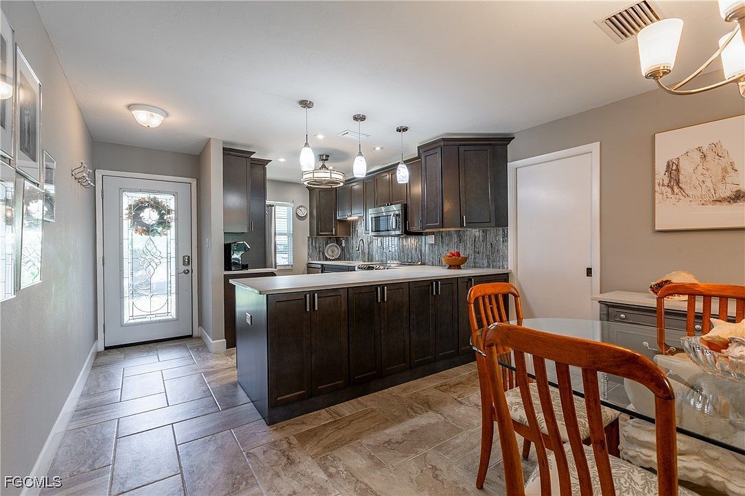 1830 Brantley Rd APT F2 Fort Myers, FL 33907 - Thumbnail 5