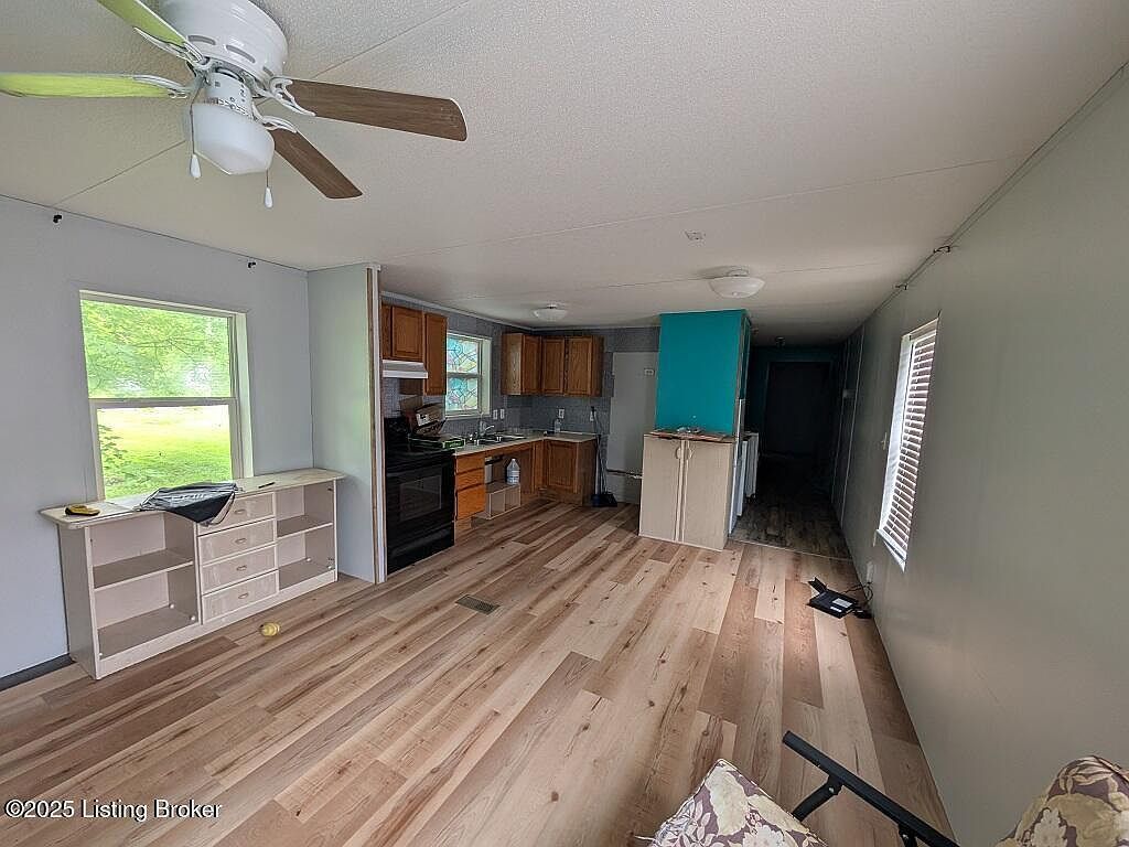 765 E Marshfield Rd Scottsburg, IN 47170 - Thumbnail 5