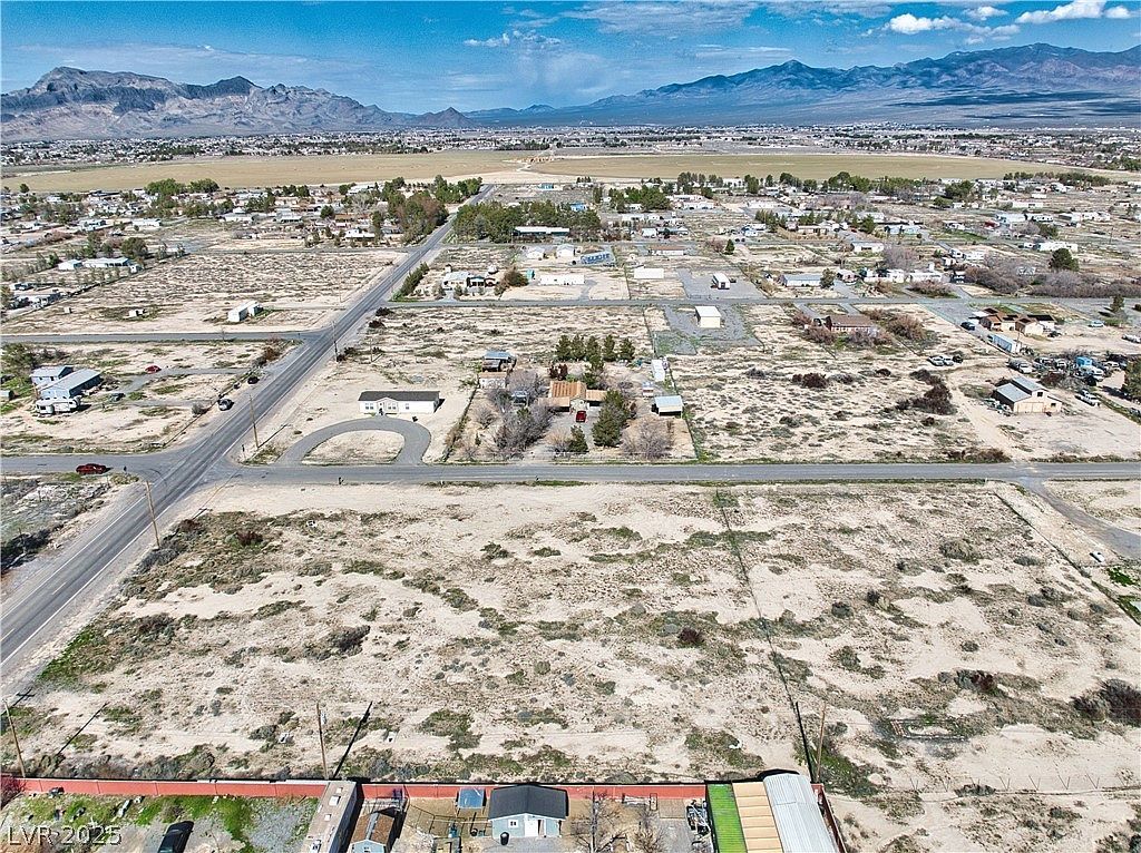 951 W Betty Ave Pahrump, NV 89060 - Thumbnail 5