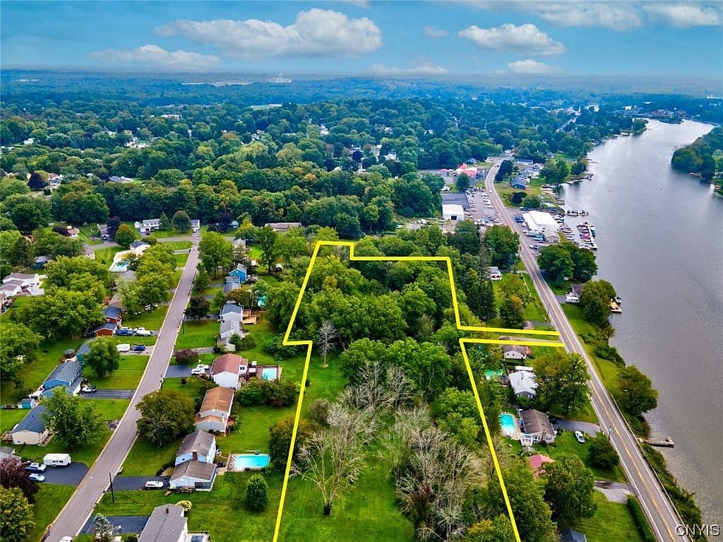 8115 Dexter Pkwy Baldwinsville, NY 13027 - Thumbnail 5