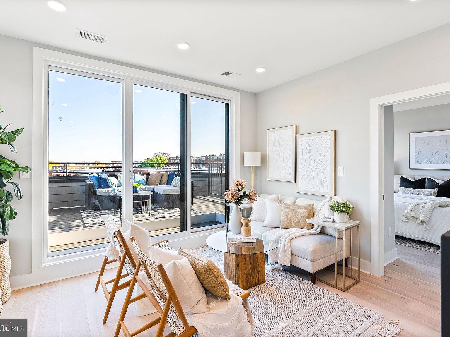 2019 M St NE #PENTHOUSE 9 Washington, DC 20002 - Thumbnail 5