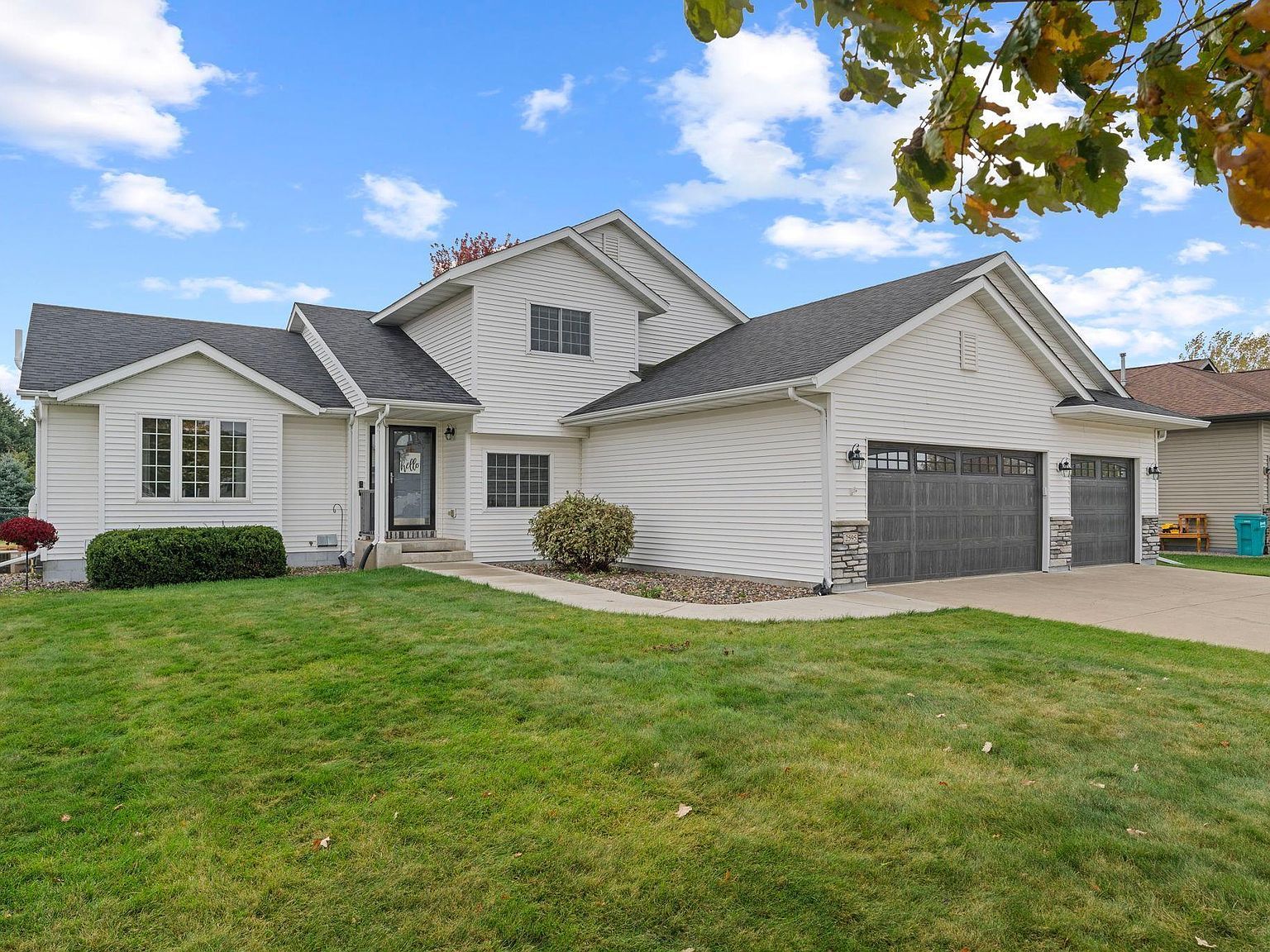 2595 Fox Hollow Ln Owatonna, MN 55060 - Thumbnail 5