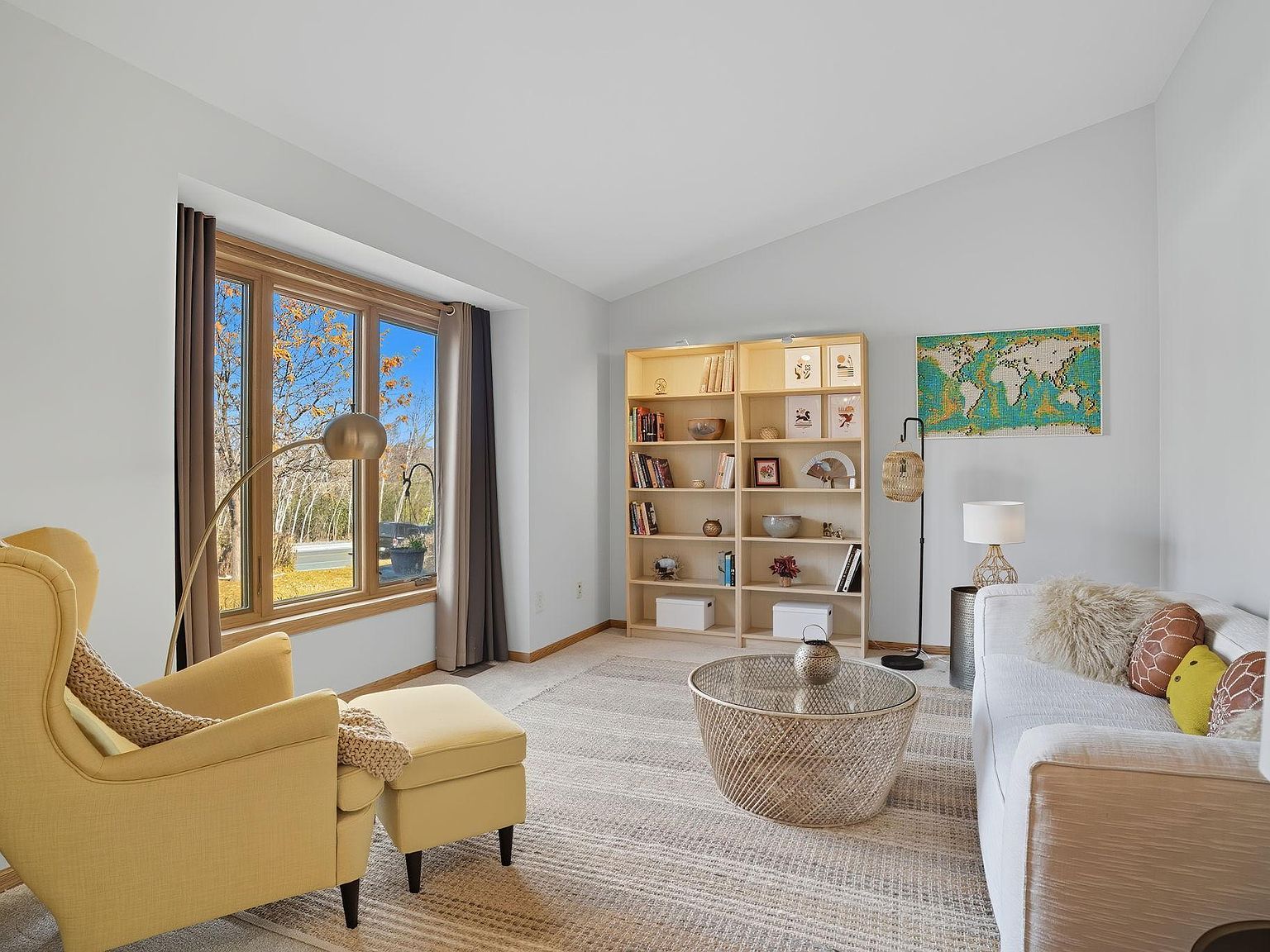 1136 County Road C2 W Roseville, MN 55113 - Thumbnail 5