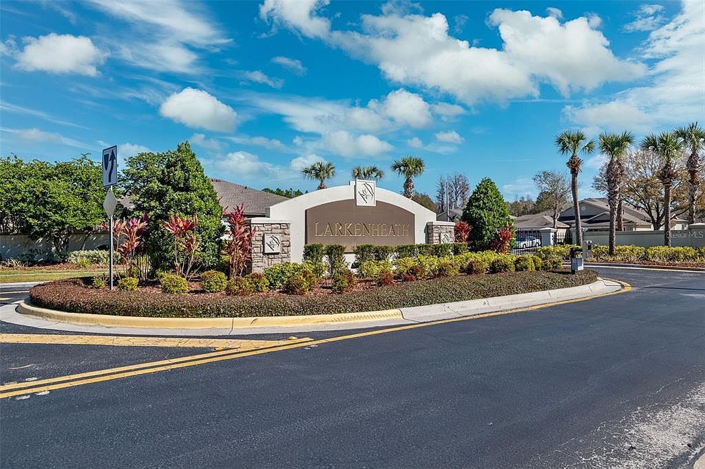 31806 Larkenheath Dr Wesley Chapel, FL 33543 - Thumbnail 5