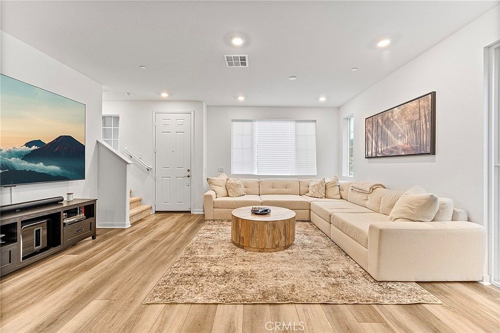 16126 Cannoli Ct #2 Fontana, CA 92336 - Thumbnail 5