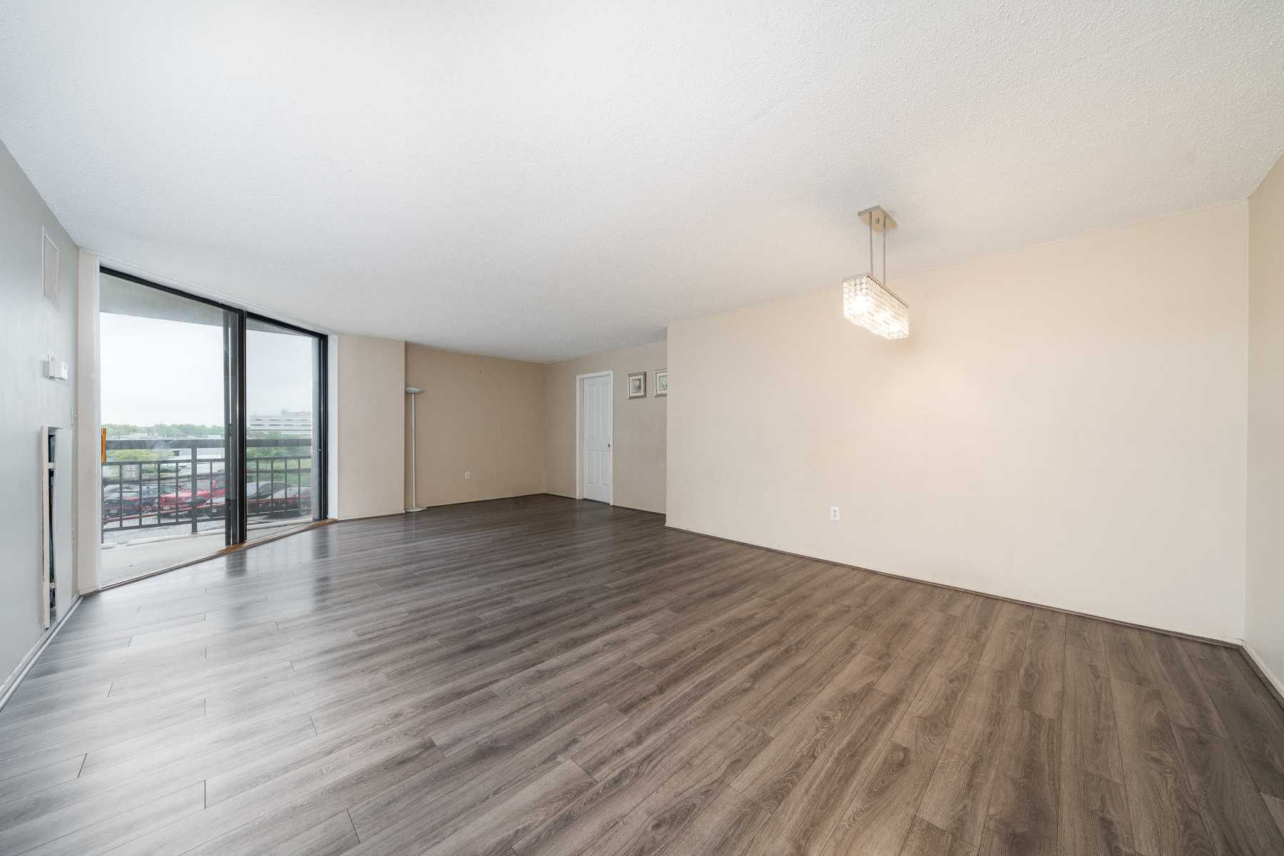 232 Harmon Cove Tower, Secaucus, NJ, USA, 7094 - Thumbnail 5