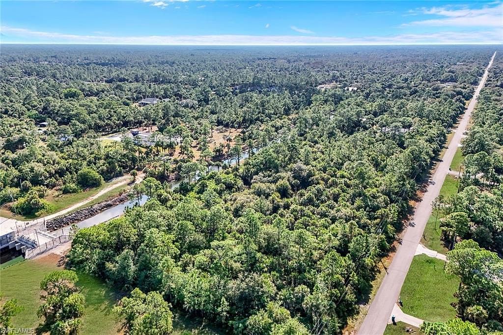 22nd St NE Naples, FL 34120 - Thumbnail 5