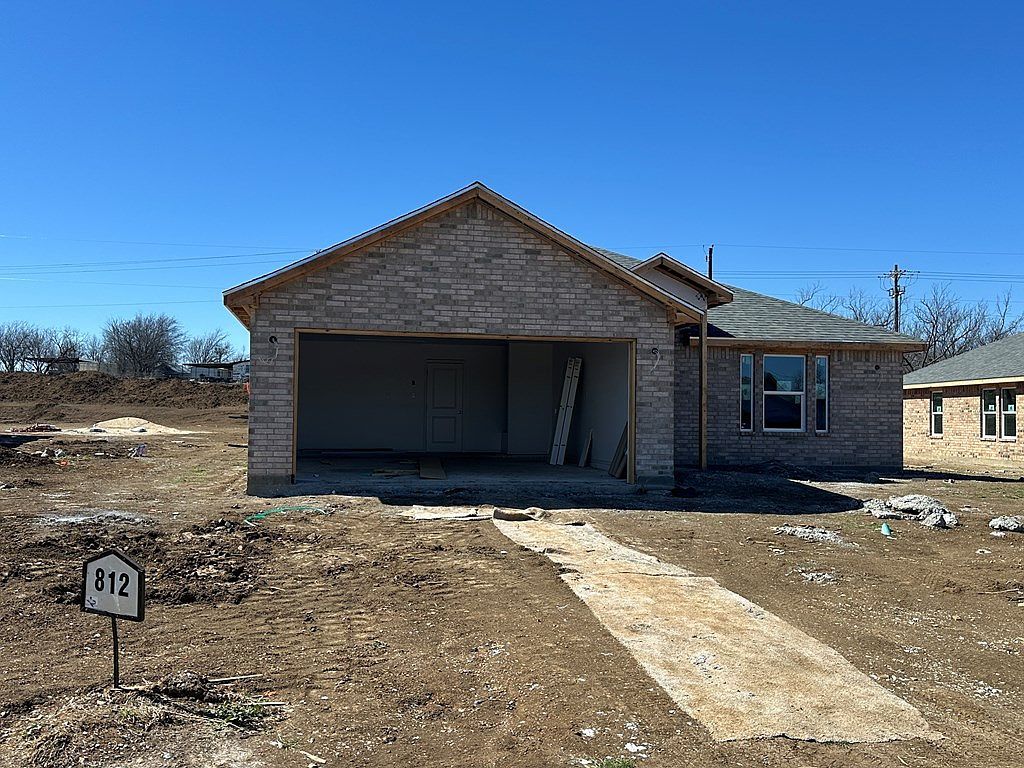 812 Bella Bvd Coleman, TX 76834  | Single Family