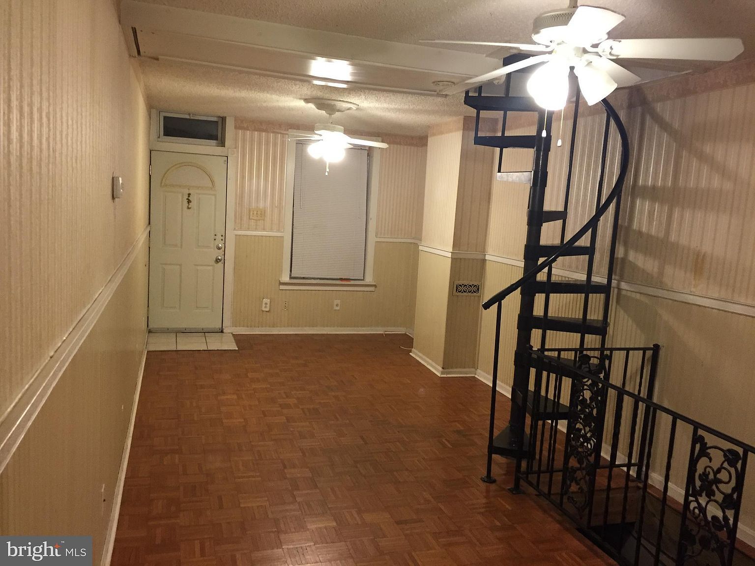 2618 N Waterloo St Philadelphia, PA 19133 - Thumbnail 5