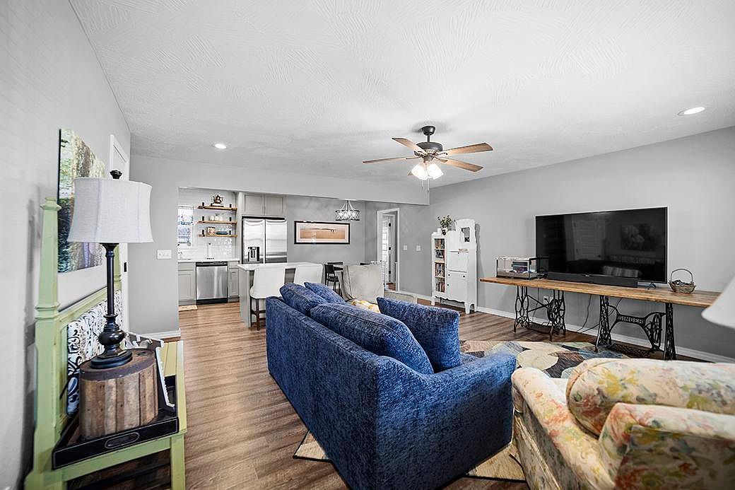 922 Shafer St Mount Vernon, MO 65712 - Thumbnail 5