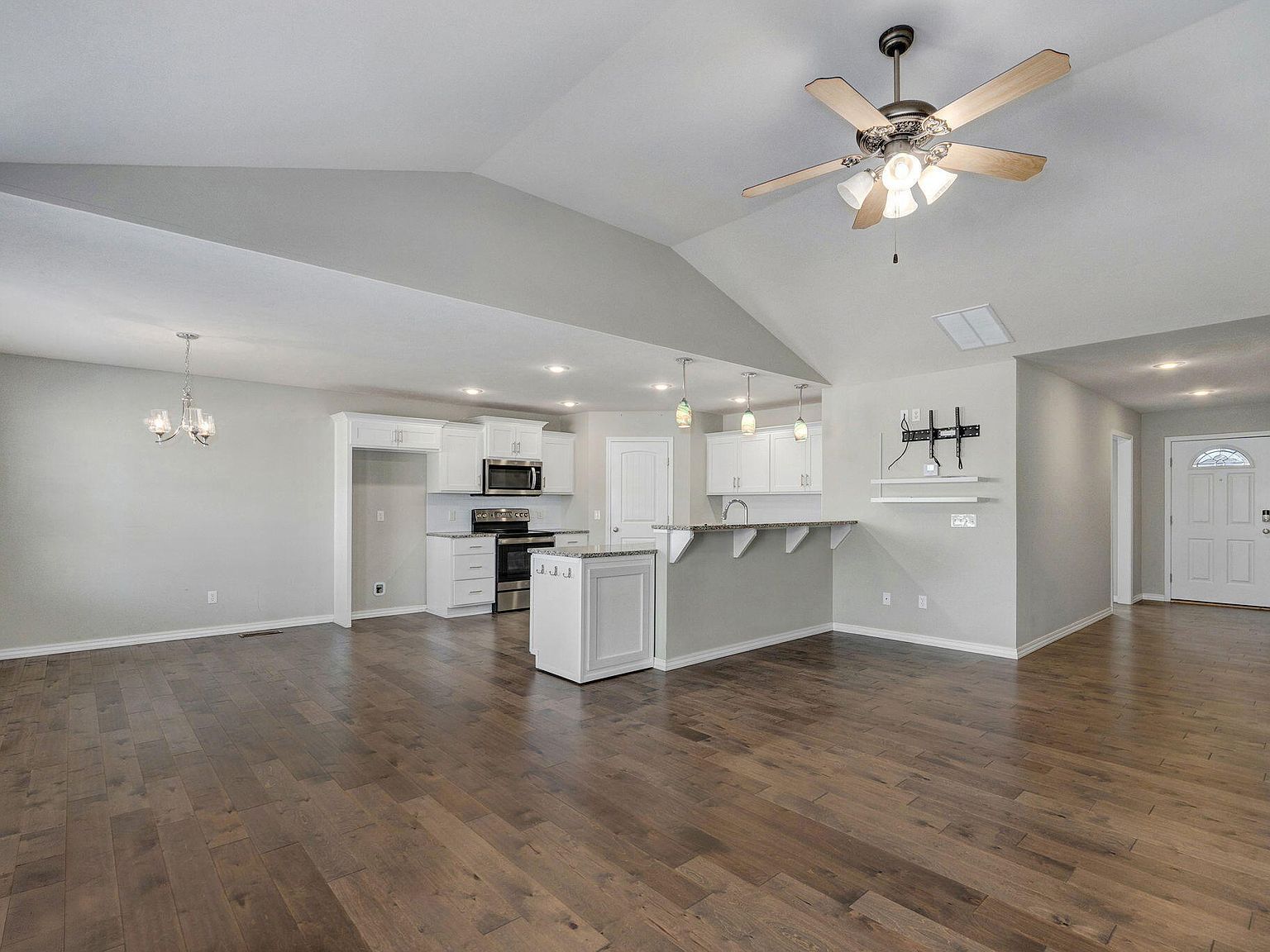 1180 N Cardinal Ave Republic, MO 65738 - Thumbnail 5