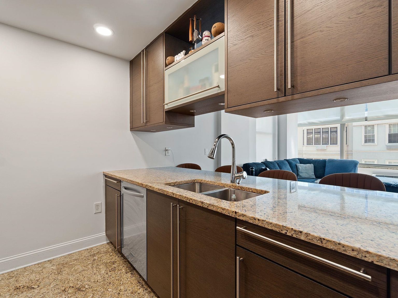 10 Regent St APT 415 Jersey City, NJ 07302 - Thumbnail 5