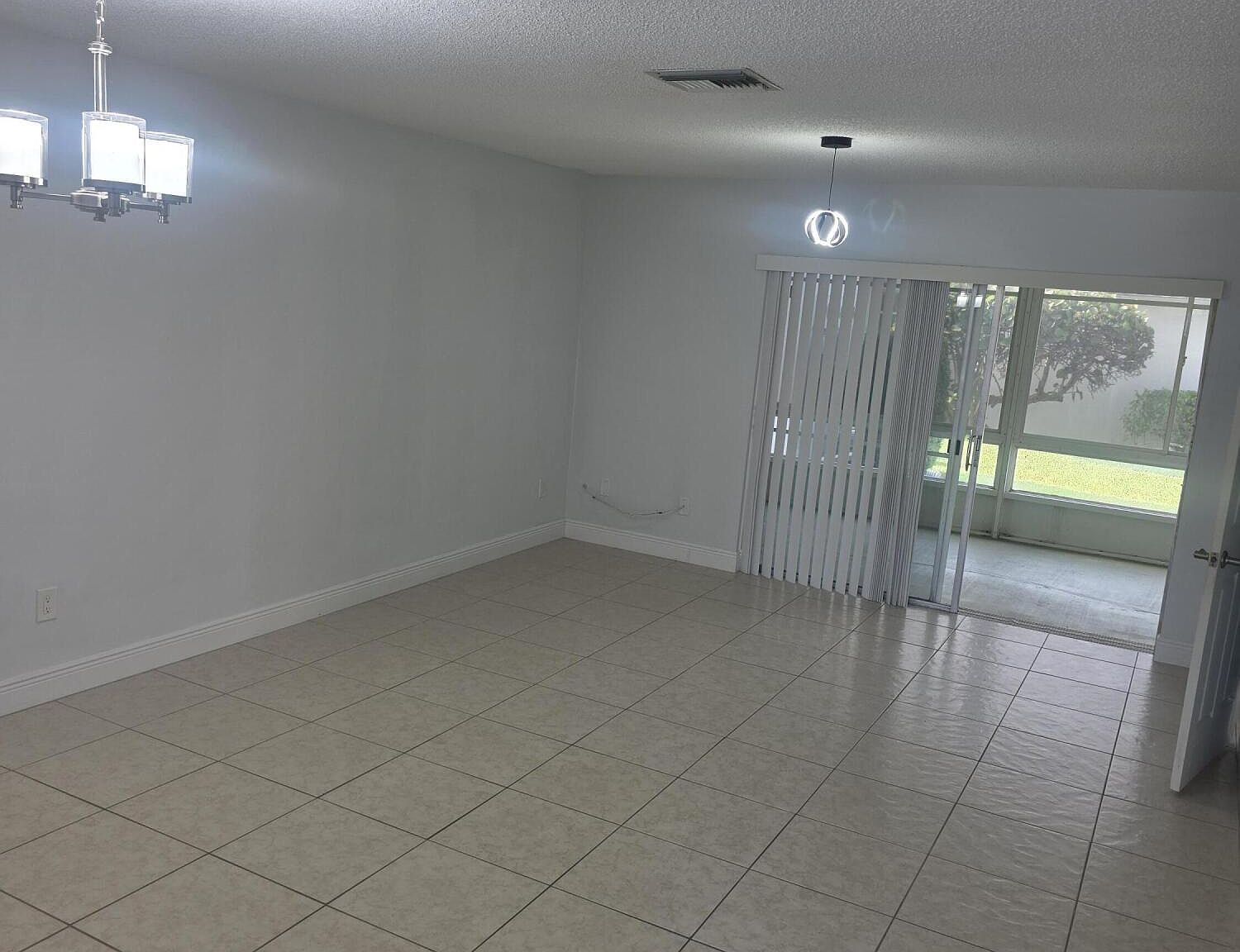 2886 Fernley Dr E APT 40 West Palm Beach, FL 33415 - Thumbnail 5