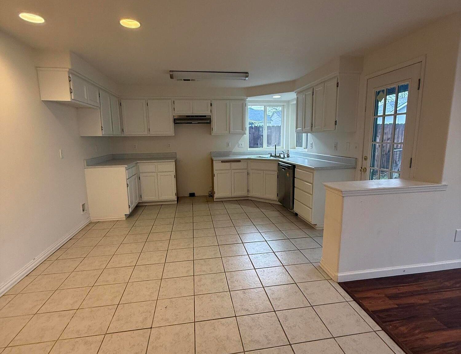 250 Tierra Cir Eagle Pt, OR 97524 - Thumbnail 5