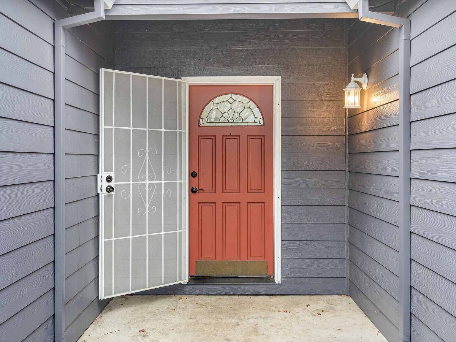 1642 Hollyhock Dr Medford, OR 97504 - Thumbnail 5