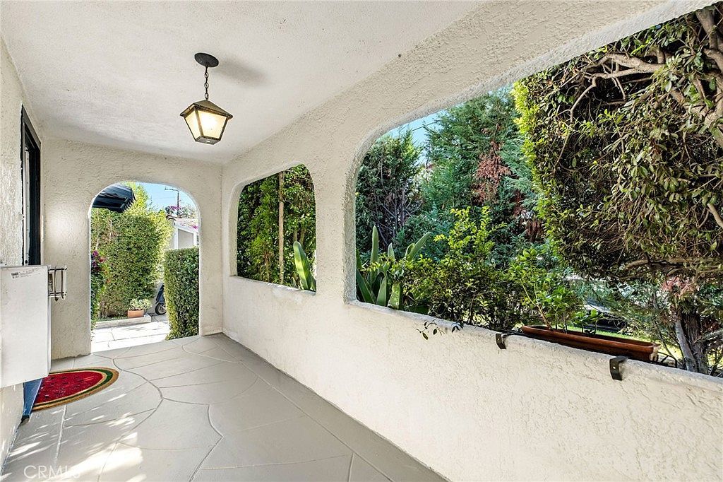 1323 5th St Glendale, CA 91201 - Thumbnail 5