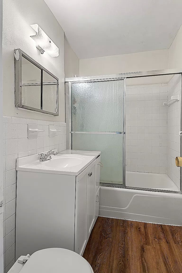 2015 Saint Paul Ave APT 6B Bronx, NY 10461 - Thumbnail 5
