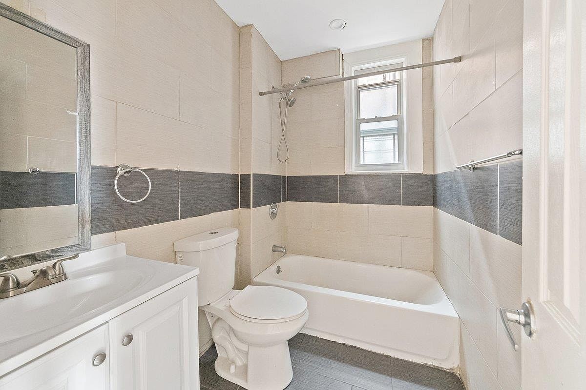 1350 Clay Ave Bronx, NY 10456 - Thumbnail 5