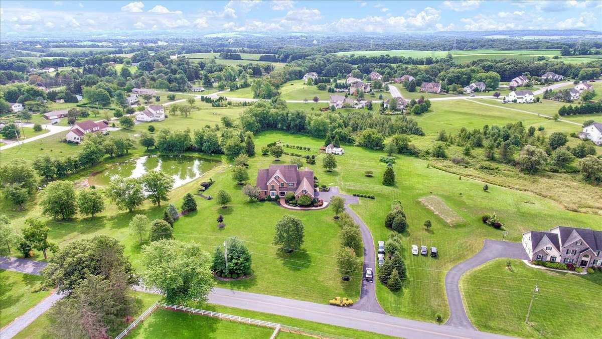 660 South Meadow Lane, Hummelstown, PA, USA, 17036 - Thumbnail 5