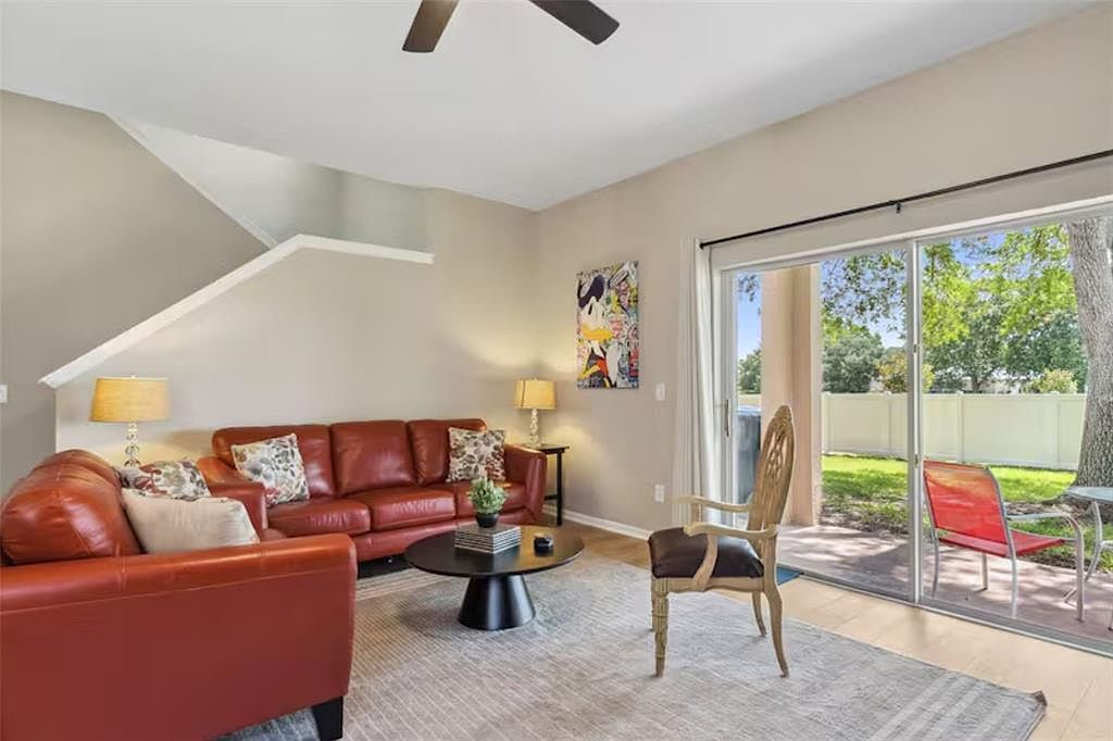 2204 Calabria Ave Davenport, FL 33897 - Thumbnail 5