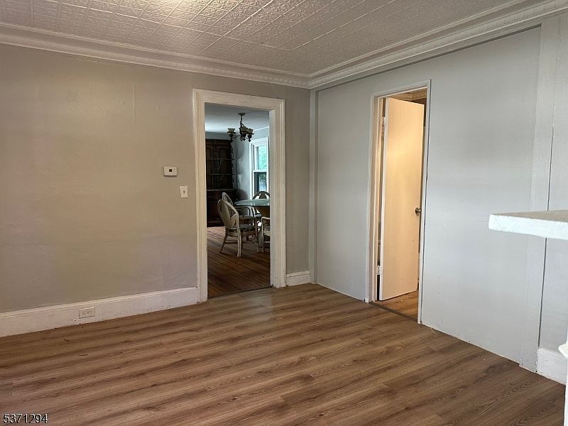 403 Seminary Ave Rahway, NJ 07065 - Thumbnail 5