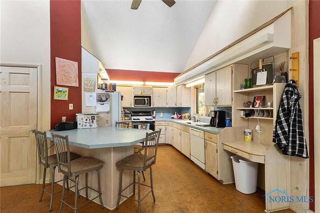 5160 Black Rd Monclova, OH 43542 - Thumbnail 5