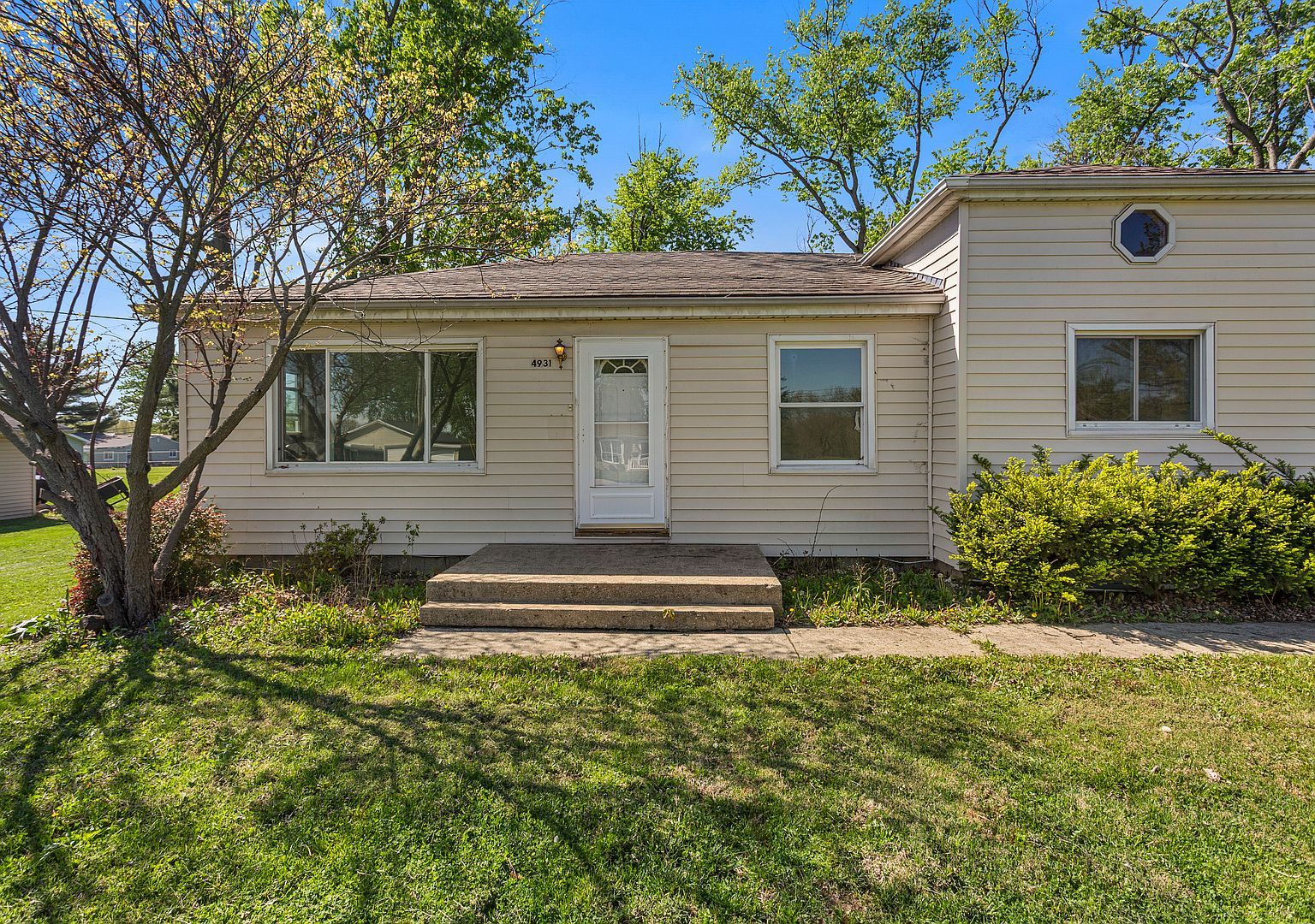 4931 E Glenwood Dr Decatur, IL 62521 - Thumbnail 5