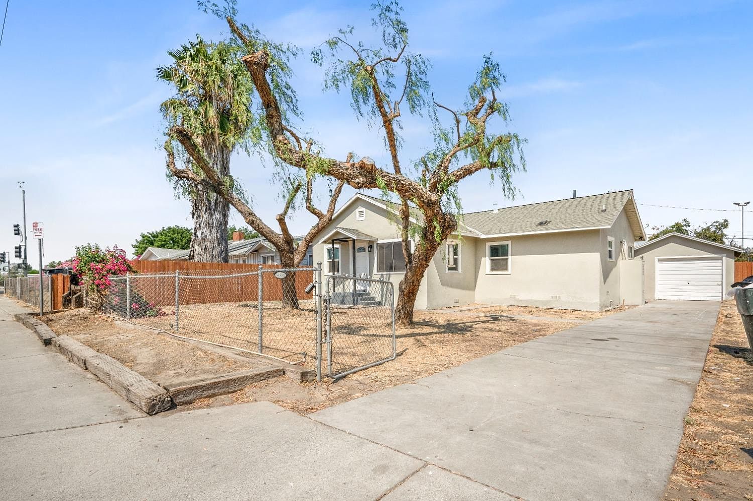 605 S 11th Ave Hanford, CA 93230 - Thumbnail 5