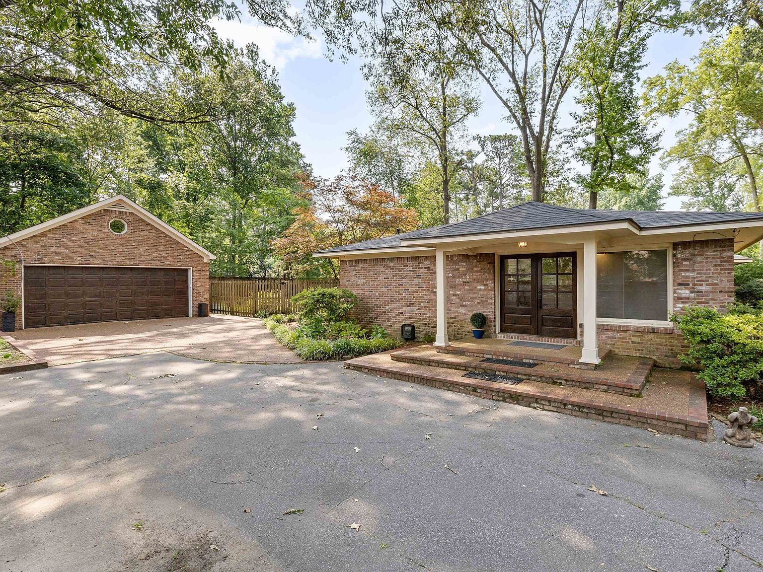 356 Waring Rd Memphis, TN 38117 - Thumbnail 5