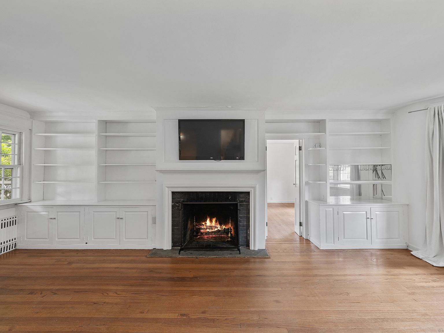 32 Narrow Rocks Rd Westport, CT 06880 - Thumbnail 5