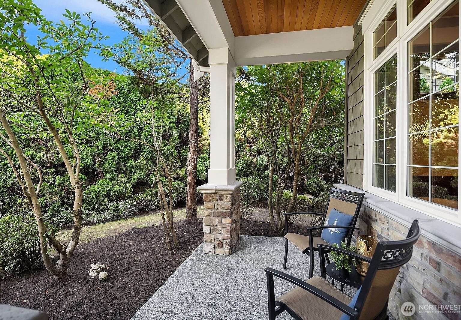 2098 211th Pl SE Sammamish, WA 98075 - Thumbnail 5