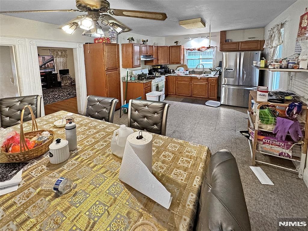 115 Kansas St Hackensack, NJ 07601 - Thumbnail 5