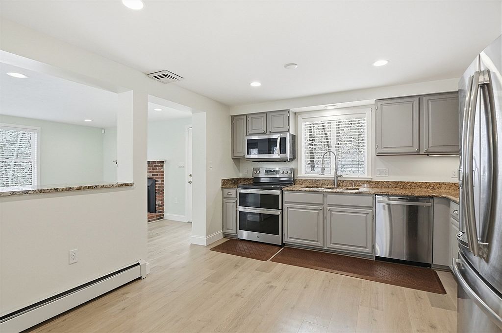 2 Chesterfield St Framingham, MA 01701 - Thumbnail 5