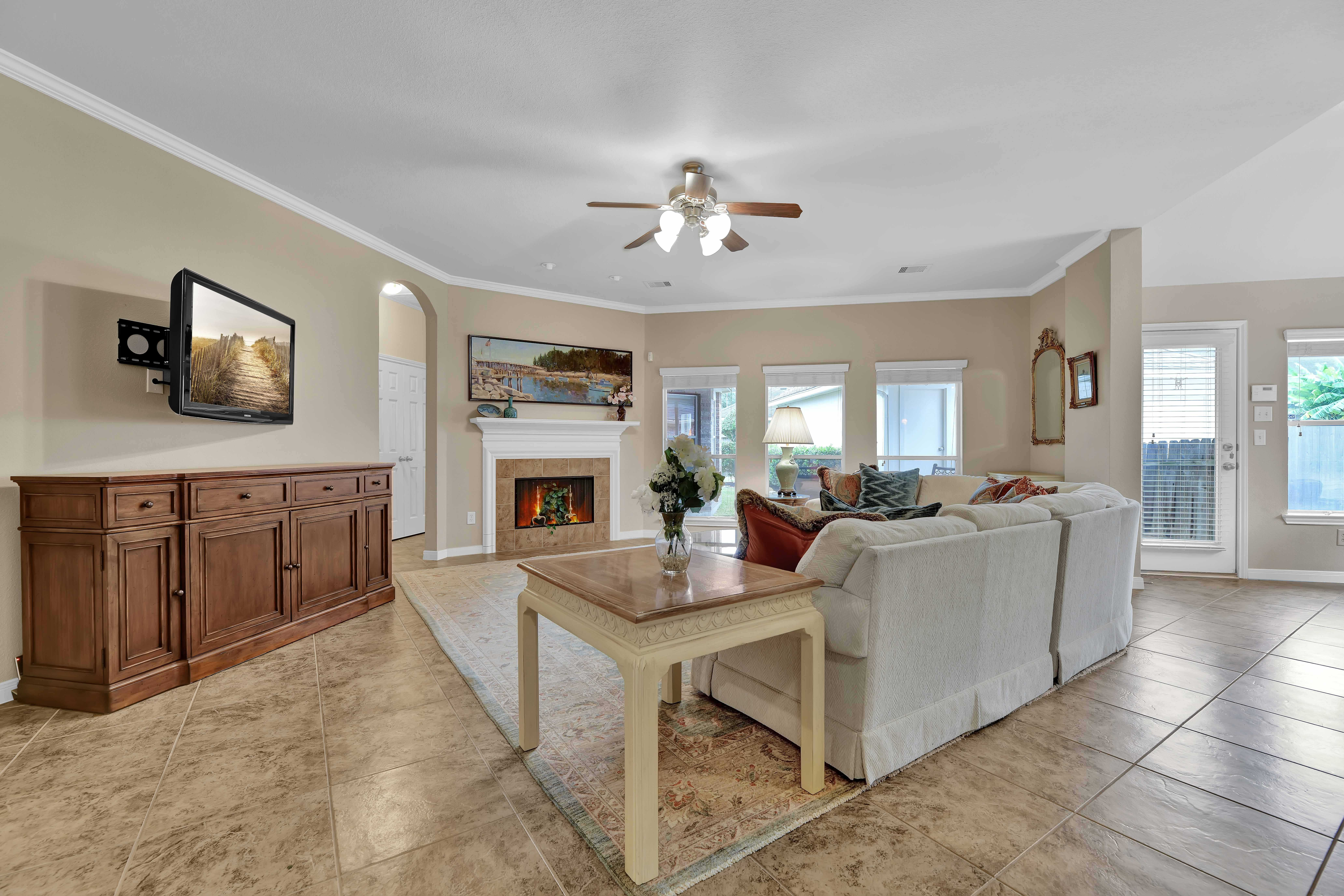 13610 Popes Creek Lane, Houston, TX, USA, 77044 - Thumbnail 5